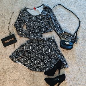 ♠️4/$20♠️ Set of H&M top and skirt